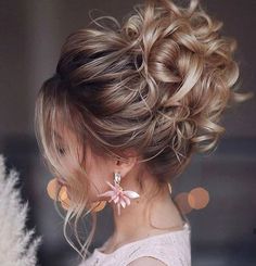 Wedding Hair Up, Greasy Hair, Mother Of The Bride Hair, Bridal Hair Updo, Cute Hairstyles For Medium Hair, Trendy Wedding Hairstyles, Medium Hairstyles, Wedding Hair Inspiration