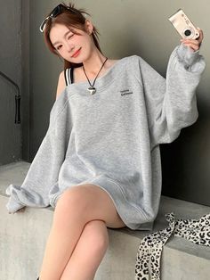 Women Spring And Autumn Casual Asymmetric Collar Letter Printed T-Shirt Grey   Long Sleeve Knitted Fabric   Non-Stretch  Women Clothing, size features are:Bust: ,Length: ,Sleeve Length: Casual One Sleeve Top For Spring, Casual Oversized Asymmetrical Top, Oversized Asymmetrical Casual Top, Casual Asymmetrical Oversized Tops, Oversized Asymmetrical Casual Sweater, Loose Long Sleeve, Autumn Casual, Elegant Dresses Long, Warm Scarf