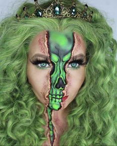 Sfx Makeup Ideas, Creature Makeup, Halloween Backgrounds Wallpapers, Halloween Nails 2022, Wallpapers Halloween, Pfp Halloween, Halloween Tattoo Ideas, Creative Halloween Makeup, Drawing Halloween