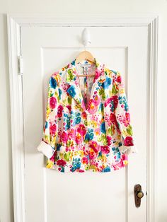 "Vintage 90s Pink Bright Colorful Floral Lightweight Spring Jacket Womens Plus 1X 20W Excellent shape No visible flaws Bust 48\" Length 26\" Sleeves 24\" Please note in our shops policies we do not allow returns. We are happy to answer any questions or concerns you may have before purchasing! :)" Spring Multicolor Cotton Blazer, Retro Colorful Spring Outerwear, Colorful Retro Spring Outerwear, Multicolor Collared Spring Outerwear, Collared Multicolor Spring Outerwear, Multicolor Casual Spring Blazer, Multicolor Floral Print Blazer For Spring, Vintage Multicolor Spring Outerwear, Vintage Multicolor Blazer For Spring