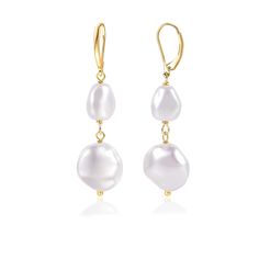 PRICES MAY VARY. Our Pearl Drop Earrings are delicate and dainty, easy to wear any time of day, anywhere. With the sparkle of the leverback at the top and the dangling pearl charm, these trendy earrings are a dream to style in your wardrobe Elegant sterling silver Pearl Earrings for Women: The earrings measure 40mm in length mirror-like pearl, twinkling in light and gleaming, which is cute and attractive. Crafted to be lightweight, comfortable to wear. Quality Material of Minimalist Pearl Hoop E Double Pearl Earrings, Silver Pearl Earrings, Pearl Earrings Wedding, Simple Pearl, Baroque Pearl Earrings, Gold Pearl Earrings, Length Mirror, Pearl Hoop Earrings, Trendy Earrings