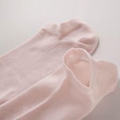 Free Shipping on orders $55+First Order 10 % OFF, CODE: DAISYSILKFREE Scrunchy or Eye Mask Gift on Orders $100+(No Code Needed) Silk Women Socks 80% silk+17% nylon+3% spandex One size Quality guaranteed, wonderfully comfortable, hassle-free Shopping. Exquisitely workmanship, and crafted from 100% silk for a luxurious feel, these silk socks are very popular for women. It feels so soft and comfortable against the skin. And the breathability, antibacterial, and skin-friendly properties make it is p Silk Socks, Women Socks, Mens Pajamas, Pajama Shirt, Kids Pajamas, Random Color, Pajamas Women, Body Measurements, Free Shopping