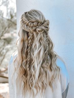 Half Pony Hairstyles, Half Pony, Boho Bridal Hair, Pony Hairstyles, Gorgeous Braids, Boho Wedding Hair, Romantic Hairstyles, Wedding Hair Inspiration, Wedding Hair Down