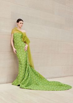 Full length strapless gown with train, embroidered floral pattern, and bow tulle shawl Tulle Shawl, 2023 Couture, Green Formal Dresses, Fall 2024 Fashion, 2024 Fashion Trends, Gown Pattern, Strapless Gown, 2024 Fashion, Spring 2023