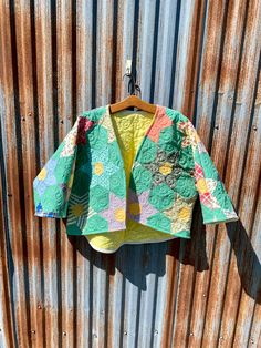 Women's jacket made from a vintage quilt. Vintage Quilted Multicolor Outerwear, Spring Vintage Quilted Jacket With Patchwork, Quilted Bohemian Long Sleeve Outerwear, Vintage Quilted Patchwork Jacket, Bohemian Quilted Spring Outerwear, Quilt Jackets, Midwest Style, Quilt Coat, Boho Cowgirl