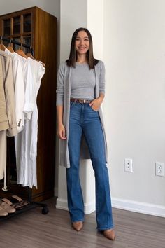 Laurel Canyon High Waist Flare … curated on LTK How To Wear Jeans To Work, Business Professional Outfits, Fashion Capsule Wardrobe, Chic Pants, Summer Work Outfits, Foto Poses, Casual Work Outfit, Cardigan Outfits, Quiet Luxury