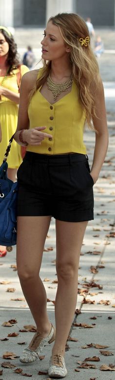 Gossip Girl Season 4 Episode 5 - Goodbye, Columbia Chic Summer Outfits Shorts, Summer Outfits Colorful Street Styles, Yellow And Black Outfit, Serena Outfits