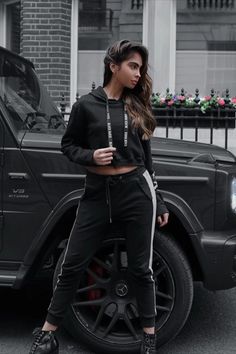 Athleisure Tracksuit With Drawstring For Streetwear, Casual Cropped Sweatshirt For Streetwear, Casual Tracksuit With Drawstring For Streetwear, Trendy Spring Tracksuit For Streetwear, Spring Athleisure Tracksuit For Streetwear, Black Cropped Sweatshirt For Streetwear, Black Cropped Sporty Sweatshirt, Sporty Black Cropped Sweatshirt, Spring Hoodie Tracksuit For Streetwear