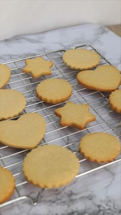 some cookies are cooling on a wire rack