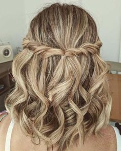 Formal Hairstyles For Short Hair, Trendy Updos, Braid Hairstyle, Up Dos For Medium Hair, Updos For Medium Length Hair, Peinados Fáciles Para Cabello Corto, Short Hairstyle, Formal Hairstyles