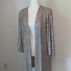 Amazing Kimono Style Sequined Cardigan Brand New Size S Chic Sequined Cardigan, Spring Party Cardigan With Sequins, Sequin Cardigan For Spring Night Out, Elegant Sequin Cardigan, Sequin Cardigan For Night Out In Spring, Glamorous Sequined Cardigan For Spring, Glamorous Spring Cardigan For Parties, Fitted Open Front Cardigan For Party, Glamorous Spring Cardigan For Night Out