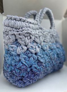 lace stitch metallic basket, short handles Composition: 100% lurex no lining Measurement: 14"x9"x4" Handmade in Italy Hand signed signature label This stylish lurex basket is the perfect addition to refresh your summer wardrobe. Pair it with denim, sneakers, or heels for a complete look. Each bag is meticulously crocheted by highly skilled artisans in Florence, Italy, making every piece unique. As an artisanal product, slight variations in size may occur. Crafting your bag can take many hours or Micro Bag, Round Bag, Bamboo Handles, Stitching Leather, Floral Applique, Florence Italy, Flap Bag, Leather Handle, Summer Wardrobe