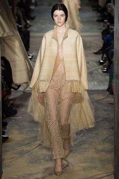 The softness of this pale-gold fringed silk #Valentino #Bolero #Stole over flowing sheer chiffon from the 2014 NY Fashion Week runway is....what else can you call it....masterful!  #Stole #Bolero Read blogpost at http://www.whitestole.com/blog--flowing-chic-modern-bridal-style/category/valentino Silk Runway, Rami Al Ali, Shantung Silk, Couture 2014, Valentin Yudashkin, Valentino Collection, Silk Fashion