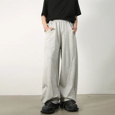 SPECIFICATIONSBrand Name: houzhouApplicable Season: Four SeasonsOrigin: Mainland ChinaCN: ZhejiangMaterial: POLYESTERMaterial: COTTONMaterial: SPANDEXApplicable Scene: CASUALPant Style: Wide leg pantsStyle: CasualModel Number: PP0463Thickness: midweightWaist Type: MIDDecoration: noneGender: MENItem Type: full lengthPlace Of Origin: China (mainland)Closure Type: Elastic WaistFabric Type: BroadclothLength: full lengthFront Style: PleatedFit Type: LOOSE 1Measurement In CM size Waist Hips Length Thigh M 68-78 104 100 58 L 72-82 108 101 62 XL 76-86 112 102 66 FEEDBACK 1.If you are satisfied with our products and services, please leave your positive feedback of 5 stars . And 5 stars for the detailed rating of your order. We will of course give your positive feedback. 2. If you don't satisfied ou Streetwear Patchwork, Wide Leg Casual Pants, Mens Outerwear Fashion, Casual Pants Men, Khaki Trousers, Casual Pants Style, Baggy Sweatpants, Office Wear Women, Korean Streetwear