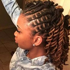 Like what you see, follow me.! PIN: @IIjasminnII✨GIVE ME MORE BOARD IDEASS Loc Curls Styles, Loc Styles Medium Updo Women, Coloured Dreads, Dreadlocks Jewelry, Hair Dreadlocks, Sisterlocks Styles, Beautiful Locs, Dreads Girl