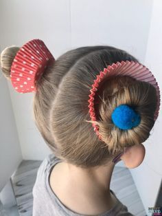 How To Do Cupcake Hair Buns, Cupcake Buns Hairstyle, Simple Crazy Hair Day Ideas, Cupcake Hair Buns, Easy Crazy Hairstyles, Crazy Hair For Kids, Cupcake Hair