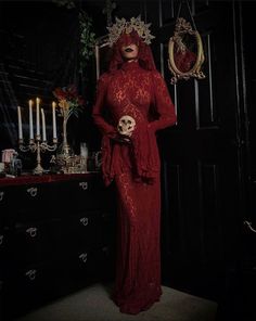 Vampire Dress Aesthetic Victorian, Victorian Goth Photoshoot, Goth Red Carpet Looks, Editorial Halloween Photoshoot, Vampire Aesthetic Photoshoot, Dark Feminine Costume, Dark Red Gothic Aesthetic, Vampire Fashion Women, Krampus Photoshoot