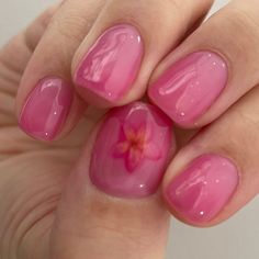 Nail Paint Ideas Natural Nails, Simple Nails Jelly, Short Nails Natural Designs, Pretty Soft Nails, Minimal Beach Nails, Nail Inspo Polish, Short Gel Nails With Charms, Nail Gel Inspo Short, Non Acrylic Nail Ideas Short Gel