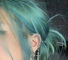 Turquoise Hair Aesthetic, Marlene Mckinnon Aesthetic, Vandala Doubloons, Cyan Hair, Marlene Mckinnon, Aqua Hair, Teal Hair, Turquoise Hair