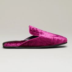 M. Gemi Magenta Velvet Calma Slide On Loafers. Made In Italy. Size 36 (Size 6). New. Please Send Reasonable Offers Through The Offer Button! Follow To Keep Updated! (Bot 8) Elegant Pink Slip-on Flats, Pink Leather Flats For Evening, Pink Slip-on Flats With Pointed Toe, Pink Party Slippers For Spring, Pink Leather Sole Flats, Pink Flats With Leather Sole, Pink Pointed Toe Flats With Leather Sole, Chic Pink Party Flats, Chic Pink Slip-on Flats