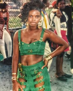 Jamel Shabazz on Instagram: “Rude Girl Style. Crown Heights, Brooklyn. Early 1990’s. #picoftheday #summerstyle #streetportrait #brooklynphotography #brooklynstyle…” Dancehall Outfits, Dancehall Queen, Black Hair 90s, Jamel Shabazz, Black 90s Fashion, Rude Girl, Brooklyn Style, 90s Hip Hop Fashion, Vintage Black Glamour