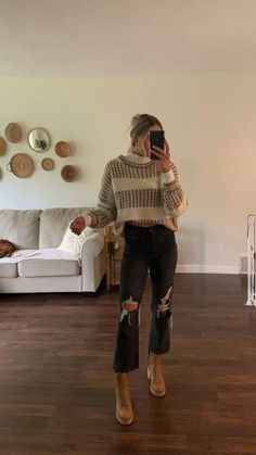 Fall Fashion Inspo 2022, Dolce Vita Caster Boots Outfit, Outfits With Brown Top, Christmas 2022 Outfit Ideas, Dressy Sweater Outfits, Fall Winery Outfits 2022, Black Jean Fall Outfit, Winter 22 Fashion Trends, Fall Texas Outfits