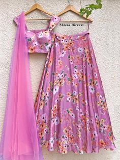 This beautiful zephyr bustier and skirt is paired with a pink tulle dupatta. Navy Lehenga, Bustier And Skirt, Sequence Lehenga, Dupatta Designs, Pink Dupatta, Choli Blouse, Work Lehenga, Lengha Choli, Blue Mirror