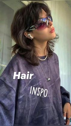 Haircuts Straight Hair Short, Masculine Haircut For Women, Cute Layered Hair, Layered Hair Cuts, Mullet Haircut Woman, Hair Inspo Short, 80s Short Hair, Lesbian Hair, Grunge Haircut