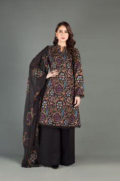 Bareeze Kashmiri Range Bnl1143 Black Collection 2021 Kashmiri Dress, Straight Cut Pants, Pakistani Fashion Casual, Trendy Shirt Designs, Lawn Dress, Ladies Clothing