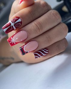 Diseños de uñas elegantes y modernos Trendy Christmas Nails, Christmas Bows Nail Art, Summer Gel Nails, Wow Nails, Fingernail Designs, Spring Nail Colors