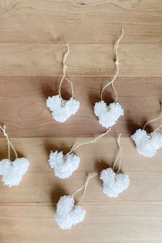 These white yarn hearts are simple to make using yarn, toothpicks and jute twine. They give the perfect touch to neutral farmhouse decor for Valentine's Day. Pom Pom Heart DIY | Heart Garland DIY Yarn Diy Heart Garland, Pom Pom Diy, Neutral Farmhouse Decor, Pom Pom Heart, Heart Pom Pom, Yarn Trees, Neutral Farmhouse, Diy Pom Poms