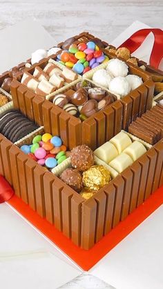 there is a cake that has many different types of candies in it