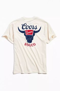 Coors Rodeo, Soccer Tees, Rodeo Shirts, Shirt Print Design, Beer Shirts, Top Graphic Tees, Men Winter, Rodeo, Fitness Models