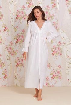 Sets - Eileen West Eileen West, Cotton Nightgown, Satin Shorts, Lily White, Floral Robes, Maternity Gowns, Gathered Sleeves, Satin Gown, Blue Ombre