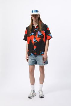 Trendy Printed Short Sleeve Shirt, Trendy Graphic Print Short Sleeve Camp Shirt, Trendy Graphic Print Camp Shirt With Short Sleeves, Red Shirt For Spring Streetwear, Red Streetwear Shirt For Spring, Casual Red Short Sleeve Shirt For Spring, Spring Short Sleeve Camp Shirt With All Over Print, Trendy Red Short Sleeve Shirt, Casual Red Camp Shirt For Spring