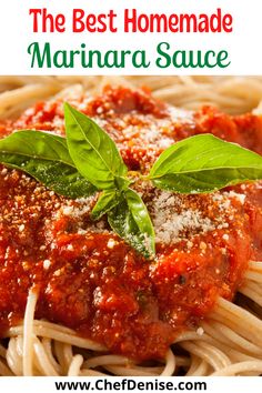 Homemade marinara sauce and spaghetti. How Do You Make Marinara Sauce, Italian Marinara Sauce Recipe, Copycat Marinara Sauce, Rich Tomato Pasta Sauce, Authentic Pasta Sauce Italy, Marina Sauce Recipe, Marinara Dipping Sauce Homemade, Healthy Marinara Recipes, Marinara Spaghetti Recipes