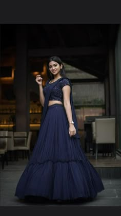 Lehanga Styling, Simple Lehangas, Simple Lehenga Designs, Gown Party Wear