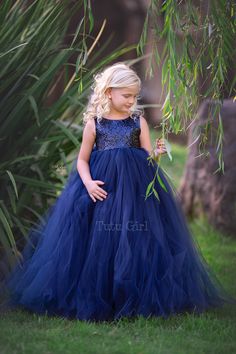 Navy Flower Girl Dress, Navy Blue Flower Girl Dresses, Blue Flower Girl Dress, Navy Flower Girl, Indigo Wedding, Flower Girl Dresses Navy, Flower Girl Dress Tulle, Blue Flower Girl