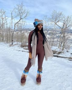 Ski Overalls Outfit, Ski Trip Outfit Black Women, Gatlinburg Outfits, Ski Poses, Snow Trip Outfit, Cabin Trip Outfit, Sneaker Ball Outfit Ideas, Baddie Winter Fits, 23 Bday