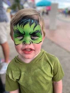 Teenage Mutant Ninja Turtles Face Paint, Hulk Face Paint Easy, Face Paint Superhero, Avengers Face Paint, Face Paint For Boys, Facepainting Ideas Easy For Kids, Super Hero Face Paint, Boys Face Paint, Hulk Face Paint