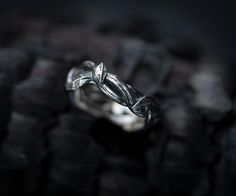 Elven ring from sterling silver.Please indicate the required size in the comments to the order Pretty Rings Silver, Aka Jewelry, Elvish Jewelry, Elven Ring, Medieval Rings, Elven Jewelry, Snake Pendant, Pinterest Ideas, Botanical Jewelry