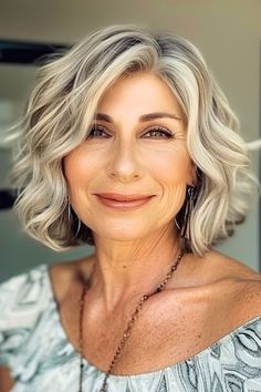 Wavy Bob Hairstyle for Women Over 50. Hairstyle For Women Over 50, Short Wavy Haircuts, Trendy Bob, Trendy Bob Hairstyles, Messy Bob Hairstyles, Haircuts For Medium Length Hair, Going Grey, Grey Hair Inspiration, Haircuts For Women Over 50