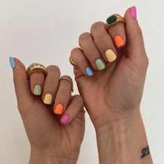 Mix Match Nails, Different Color Nails, Short Nail Manicure, Hippie Nails, Bright Nails, Rainbow Nails, Yellow Nails