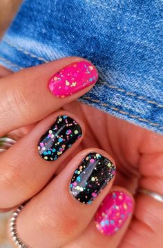 Color Street Combos 2024, Color Street Birthday Nails, Color Street Nails Combos 2024, Black Nail Polish Ideas, Nail Polish Ideas, 2024 Nails