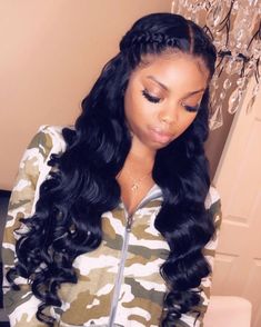 Bridal Hair Half Up Black Women, Black Bride Hairstyles Half Up Half Down, Half Up Half Down Wedding Hair Black, Lisa Hairstyle, 2023 Updos, Senior Heads, Peinados Recogidos, Hair Laid