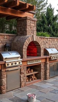 Outdoor pizza oven next to a grill station in a cozy backyard setup Grill Stations, Grill Station, Outdoor Pizza Oven, Outdoor Kitchen Grill, Pizza Oven Outdoor, Outdoor Pizza, Pizza Ovens, Pizza Night, Patio Designs