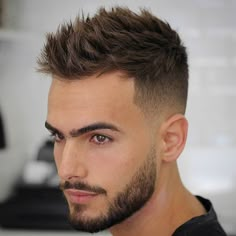 agusbarber_-short-mens-haircut Haircut And Beard, Super Hair, Hair Styles 2017, Popular Haircuts, Corte De Cabelo Masculino, Mens Haircuts Short, Best Short Haircuts, Short Hairstyle, Short Haircut