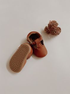 These adorable and soft little crib shoes are a must-have for baby girls. They feature a soft rubber sole and functioning Velcro straps. First Birthday Closed Toe Non-slip Booties, Cute Non-slip Leather Booties, Non-slip Leather Booties, Cute Leather Spring Booties, Cute Leather Non-slip Booties, Cute Leather Booties With Non-slip Details, Spring Booties With Soft Sole For Playtime, Cute Closed Toe Booties For Playtime, Cute Leather Sandals With Round Toe