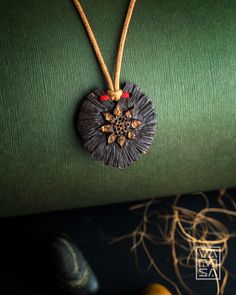 Wear a piece of nature around your neck. A handcrafted, nature-inspired piece of sustainable fashion that’s in, all year round. Join the sustainable fashion revolution with Vamsa handcrafted coconut shell jewelry – the latest artwear look for any environment. Each piece of Vamsa wearable art jewelry is handcrafted from reclaimed materials for a completely sustainable living.