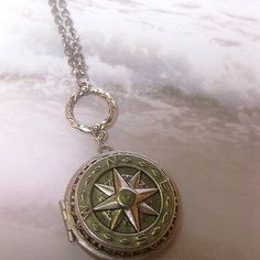 Vintage Round Compass Jewelry, Vintage Compass Design Jewelry Gift, Vintage Compass Design Round Necklace, Vintage Compass Design Round Pendant Jewelry, Vintage Round Compass Pendant Jewelry, Handmade Antique Silver Round Locket Necklace, Silver Round Locket Necklace With Lobster Clasp, Vintage Compass Design Necklace As A Gift, Round Locket Necklace With Adjustable Chain As Gift